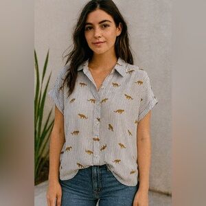 Anthropologie Jane & Delancey Boyfriend Pin Stripe Cheetah Rolled Sleeve Size M‌